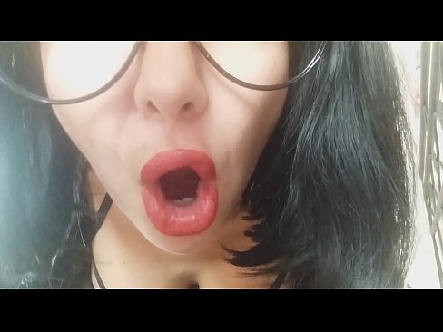 ❤️ Honey, uwar uwarki bazata bari ki tafi makaranta ba yau... Ina bukatarki da yawa... ❤ Batsa kawai ☑